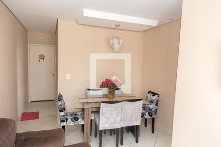 Sala de apartamento para alugar com 2 quartos, 56m² em Jardim Santa Cecilia, Guarulhos