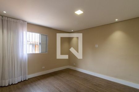 Quarto de casa para alugar com 1 quarto, 40m² em Vila Augusta, Guarulhos