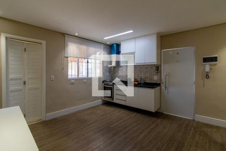 Sala / Cozinha de casa para alugar com 1 quarto, 40m² em Vila Augusta, Guarulhos