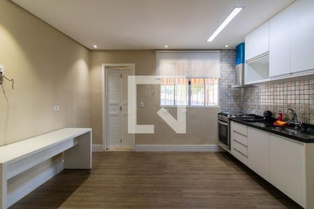 Sala / Cozinha de casa para alugar com 1 quarto, 40m² em Vila Augusta, Guarulhos