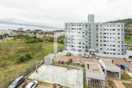 Vista do Quarto 1 de apartamento para alugar com 2 quartos, 43m² em Morro Santana, Porto Alegre