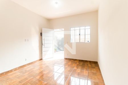 Sala de casa para alugar com 1 quarto, 32m² em Jardim Pinheiro, Poá