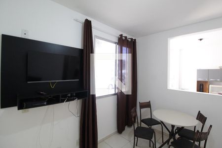 Sala de apartamento para alugar com 2 quartos, 45m² em Gávea, Uberlândia