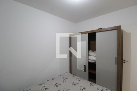 Quarto 1 de apartamento para alugar com 2 quartos, 45m² em Gávea, Uberlândia