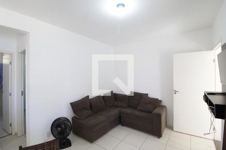 Sala de apartamento para alugar com 2 quartos, 45m² em Gávea, Uberlândia