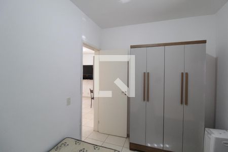 Quarto 2 de apartamento para alugar com 2 quartos, 45m² em Gávea, Uberlândia