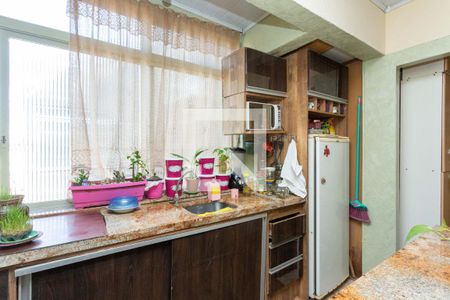 Cozinha de apartamento à venda com 2 quartos, 150m² em Floresta, Porto Alegre