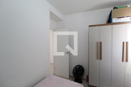 Quarto 2 de apartamento para alugar com 3 quartos, 60m² em Gávea, Uberlândia