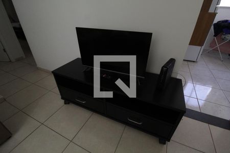 Sala de apartamento para alugar com 3 quartos, 60m² em Gávea, Uberlândia