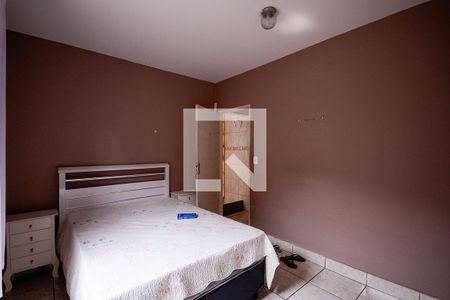 Quarto 2 de casa para alugar com 2 quartos, 100m² em Vila Caraguatá, São Paulo