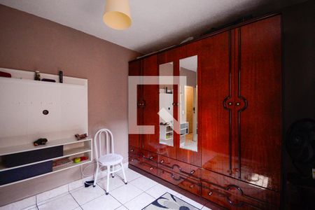 Quarto 1 de casa para alugar com 2 quartos, 100m² em Vila Caraguatá, São Paulo