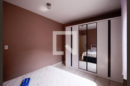 Quarto 2 de casa para alugar com 2 quartos, 100m² em Vila Caraguatá, São Paulo