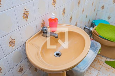 Lavabo de casa à venda com 3 quartos, 145m² em Jardim Santo Elias, São Paulo