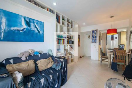 Sala de apartamento à venda com 2 quartos, 64m² em Barra da Tijuca, Rio de Janeiro