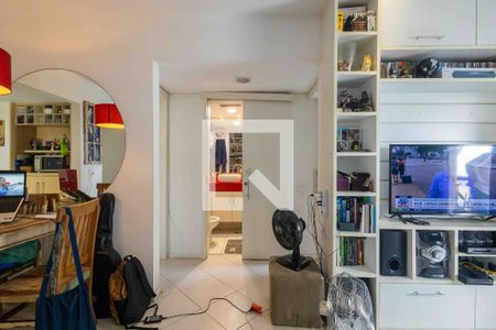 Sala de apartamento à venda com 2 quartos, 64m² em Barra da Tijuca, Rio de Janeiro