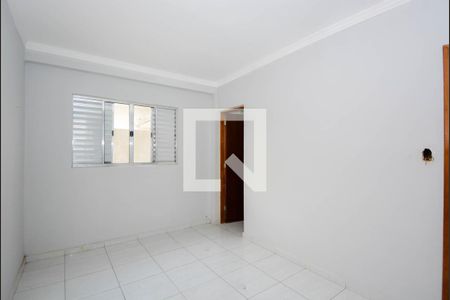 Suíte 1 de casa para alugar com 2 quartos, 80m² em Jardim Monte Carmelo, Guarulhos