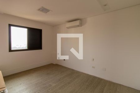 Apartamento à venda com 500m², 3 quartos e 4 vagas Apartamento à venda com 500m², 3 quartos e 4 vagasQuarto 3