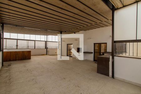 Apartamento à venda com 500m², 3 quartos e 4 vagas Apartamento à venda com 500m², 3 quartos e 4 vagasCobertura