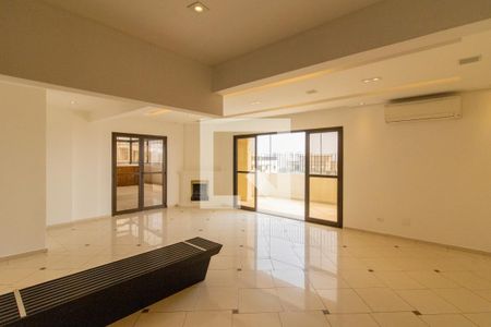 Apartamento à venda com 500m², 3 quartos e 4 vagas Apartamento à venda com 500m², 3 quartos e 4 vagasSala da Cobertura