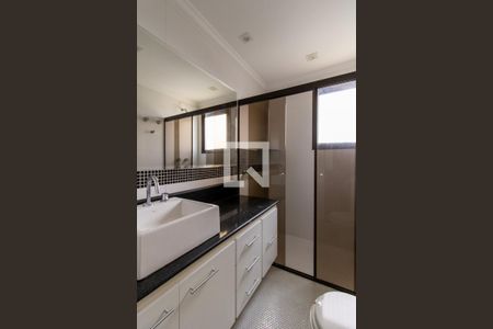 Apartamento à venda com 500m², 3 quartos e 4 vagas Apartamento à venda com 500m², 3 quartos e 4 vagasBanheiro