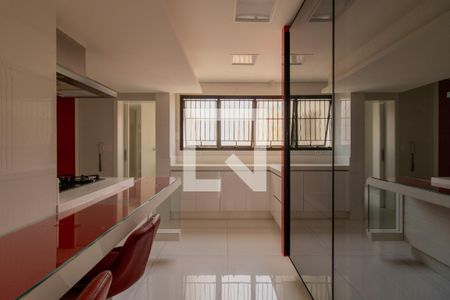 Apartamento à venda com 500m², 3 quartos e 4 vagas Apartamento à venda com 500m², 3 quartos e 4 vagasCozinha