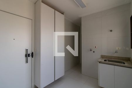 Apartamento à venda com 500m², 3 quartos e 4 vagas Apartamento à venda com 500m², 3 quartos e 4 vagasArea de Serviço
