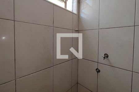 Banheiro de apartamento à venda com 1 quarto, 90m² em Jardim Santa Cruz, Campinas