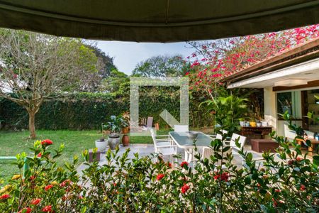 Sala de casa à venda com 4 quartos, 298m² em Jardim Guedala, São Paulo