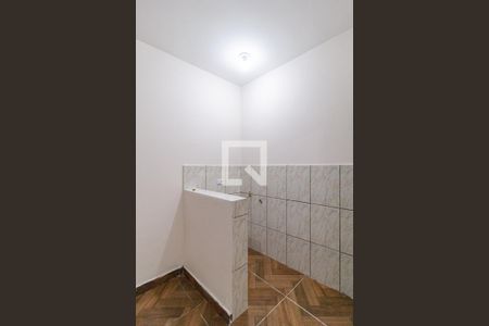 Studio de kitnet/studio para alugar com 1 quarto, 17m² em Vila Caldas, Carapicuíba