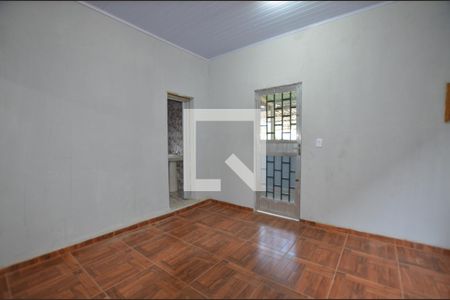 Quarto de casa para alugar com 1 quarto, 55m² em Marechal Hermes, Rio de Janeiro