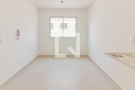 Sala de apartamento para alugar com 2 quartos, 32m² em Jardim Celeste, São Paulo