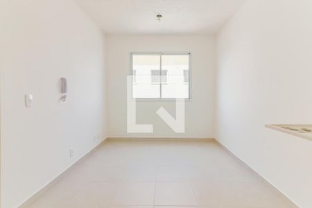 Sala de apartamento para alugar com 2 quartos, 32m² em Jardim Celeste, São Paulo