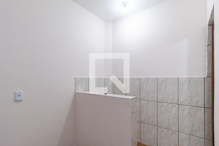 Studio de kitnet/studio para alugar com 1 quarto, 17m² em Vila Caldas, Carapicuíba