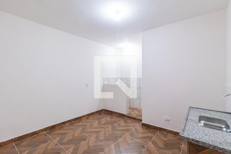 Studio de kitnet/studio para alugar com 1 quarto, 17m² em Vila Caldas, Carapicuíba