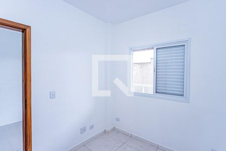 Quarto 2 de apartamento para alugar com 2 quartos, 40m² em Jardim Mangalot, São Paulo