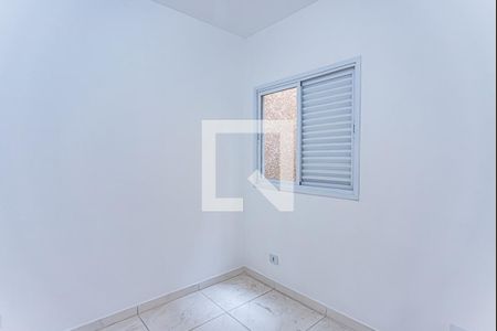 Quarto 1 de apartamento para alugar com 2 quartos, 40m² em Jardim Mangalot, São Paulo