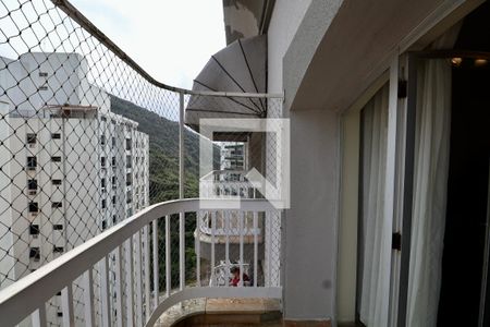 Varanda de apartamento para alugar com 3 quartos, 103m² em Pitangueiras, Guarujá