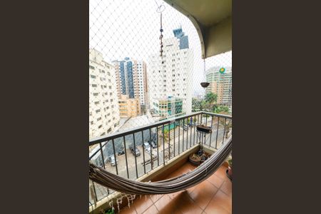 Sacada de apartamento para alugar com 3 quartos, 76m² em Parque Imperial, São Paulo