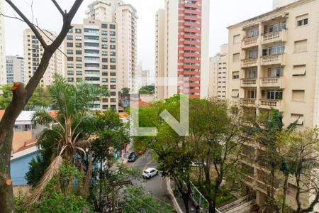 Vista da Sacada do Quarto 1 de apartamento para alugar com 3 quartos, 76m² em Parque Imperial, São Paulo