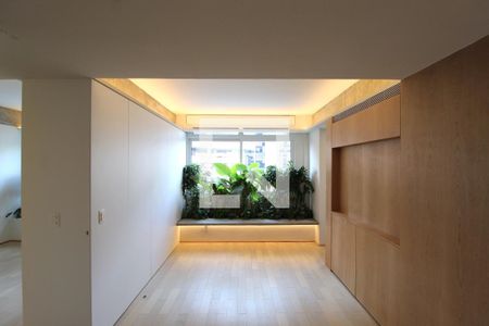 Sala de apartamento à venda com 1 quarto, 60m² em Vila Nova Conceição, São Paulo