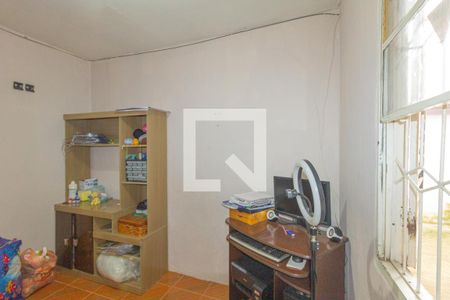 Quarto 2 de casa para alugar com 3 quartos, 250m² em Guajuviras, Canoas