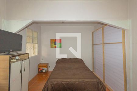 Quarto 1 de casa para alugar com 3 quartos, 250m² em Guajuviras, Canoas