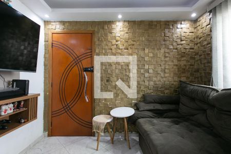 Sala de casa de condomínio à venda com 3 quartos, 109m² em Vila Carmosina, São Paulo