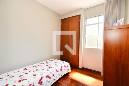 Quarto1 de apartamento à venda com 2 quartos, 60m² em Sagrada Família, Belo Horizonte