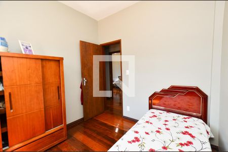 Quarto1 de apartamento à venda com 2 quartos, 60m² em Sagrada Família, Belo Horizonte