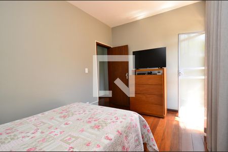 Quarto2 de apartamento à venda com 2 quartos, 60m² em Sagrada Família, Belo Horizonte