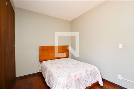 Quarto2 de apartamento à venda com 2 quartos, 60m² em Sagrada Família, Belo Horizonte