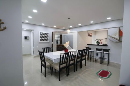 Sala de apartamento para alugar com 4 quartos, 156m² em Pitangueiras, Guarujá