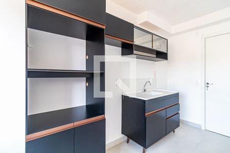 Sala/Cozinha de apartamento para alugar com 2 quartos, 33m² em Jardim Celeste, São Paulo