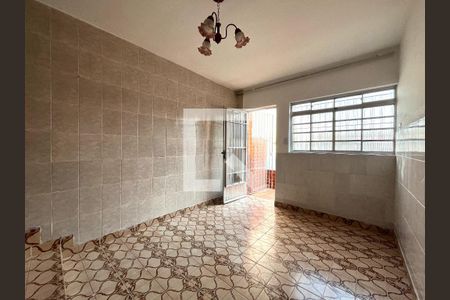 Sala de casa à venda com 3 quartos, 200m² em Vila Parque Jabaquara, São Paulo